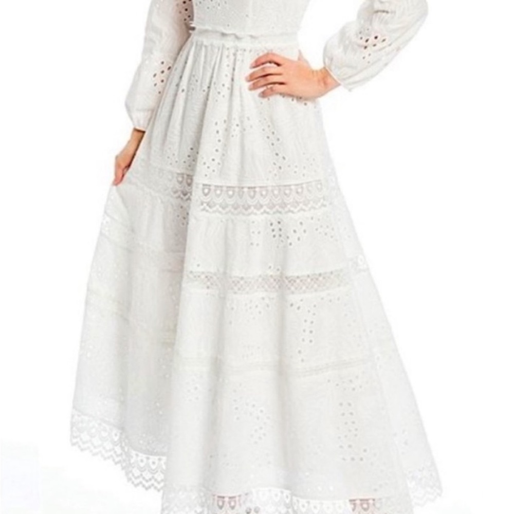Elegant White Lace Maxi Dress